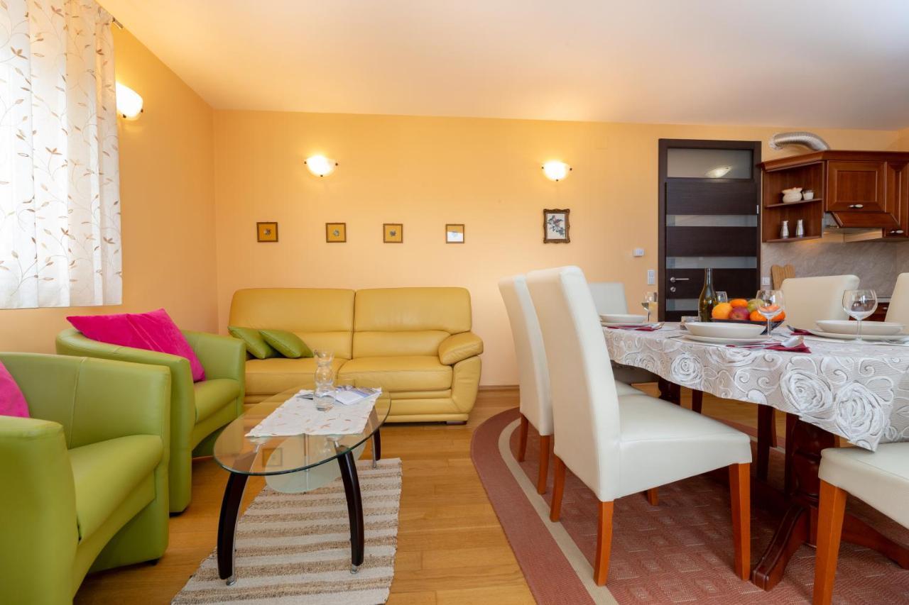 Golden Hope 4+1 Apartment Krk クルク エクステリア 写真
