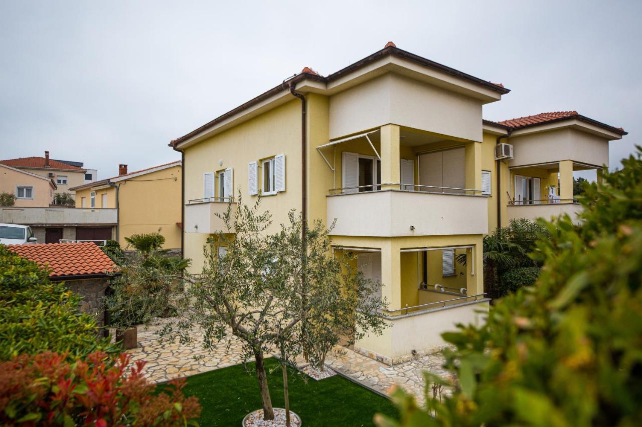 Golden Hope 4+1 Apartment Krk クルク エクステリア 写真